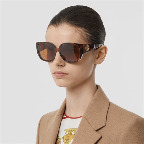 sunglass burberry